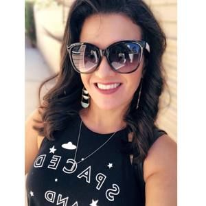 Meet your Posher, Lorena